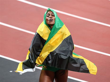 איליין תומפסון. ריצה היסטורית (GETTY)