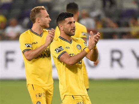 שחקני מכבי ת"א רוצים לראות רכש (ברני ארדוב)