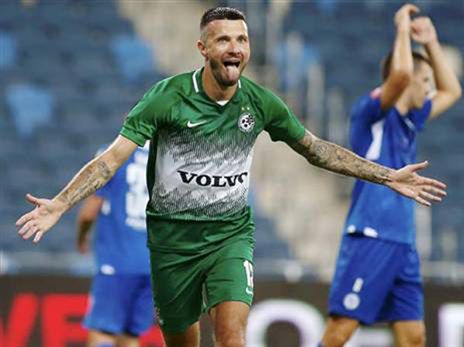 רוקאביצה. מכבי ת"א ממשיכה לעקוב מקרוב (אלן שיבר)