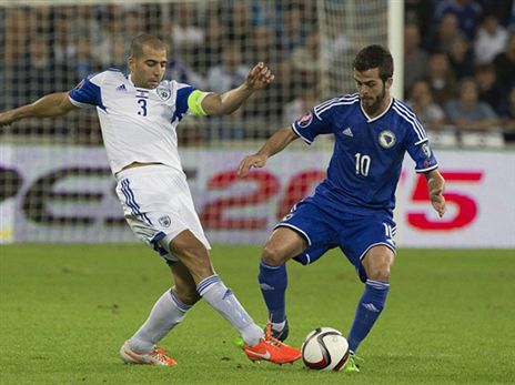 עם 96 הופעות במדים הלאומיים (GETTY)