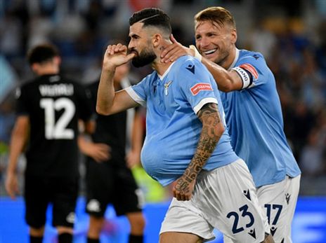 התכולים מרוצים (GETTY)