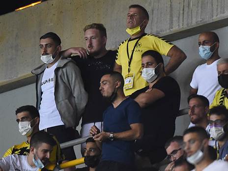 "עצרו אותו כאילו מדובר בעבריין". סגל (ברני ארדוב)