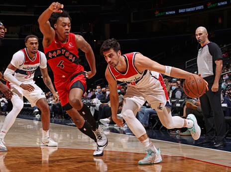 "ב-NBA מחפשים פליימייקר בגודל של אבדיה" (Getty)