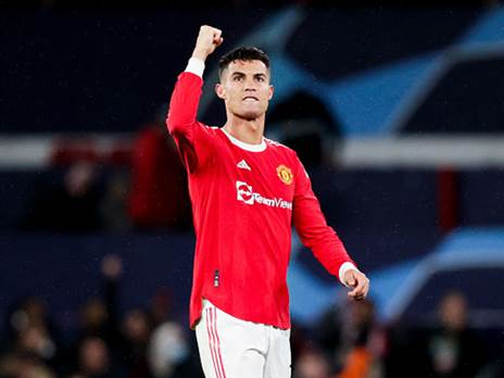 בסוף הוא הציל אותה (Getty)