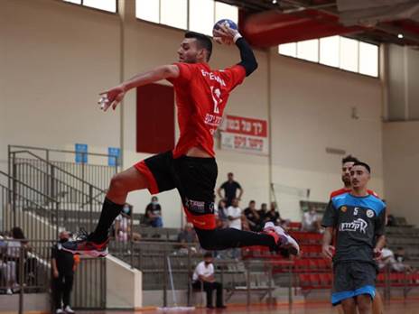 אשדוד עם עוד ניצחון (צילום: משה דהן)