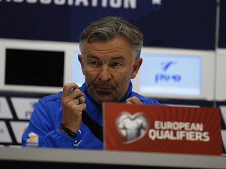 רוטנשטיינר, כעס על השחקנים שלא היו זמינים (אלן שיבר)