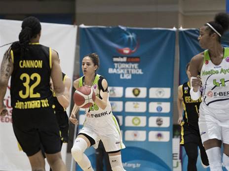 הריקה אלדס ואמה קאנון (פיב"א)