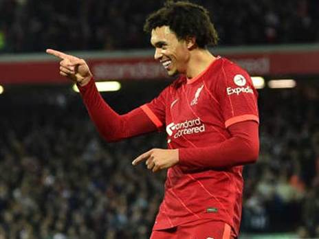 יופי של שער. אלכסנדר ארנולד חוגג (GETTY.)