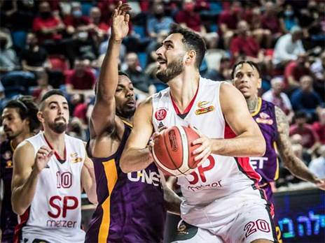 חיפש את הריגוש (עודד קרני)