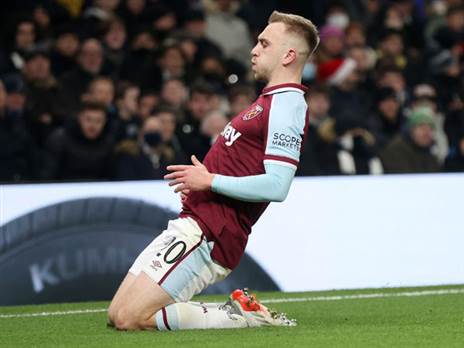 השער נלקח ממנו. ג'רוד בואן (getty)