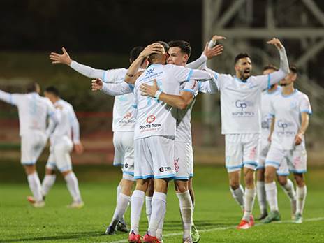 (לירון מולדובן)