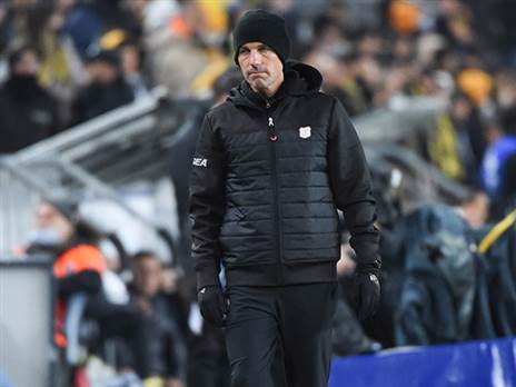 לאריה היה ברור מפתיחת העונה שעידן שמש יהיה חלוץ מחליף. (אלן שיבר)