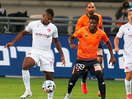 בסוף הוא לא יחזור לישראל. קופר (אלן שיבר)