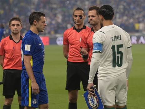 מי יניף בסיום? (Getty)