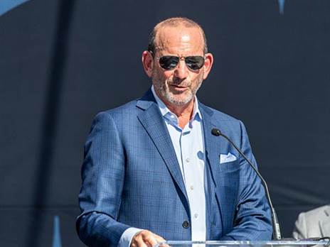 "אם הם לא מכבדים את הליגה והאוהדים, שלא יבואו". גארבר (getty)