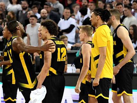 מפלצת הגנתית (GETTY)