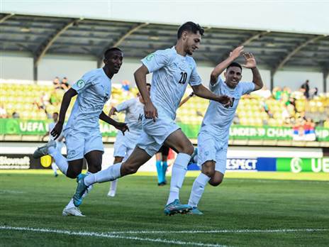 יקבל הזדמנות בהרכב? סלמן (UEFA)