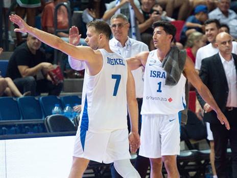 במרכז העניינים (אלן שיבר)