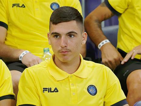 אוסקר גלוך. אביו לא אהב את העובדה שכמעט ולא שיחק (אלן שיבר)