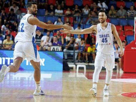 "מתרכזים בעצמנו" (אלן שיבר)