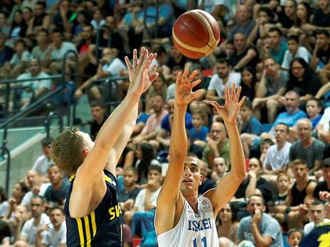 "יצאנו מהשטף". מדר (צילום: אלן שיבר)