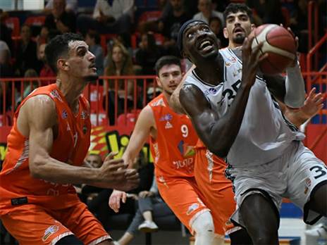 דאבל-דאבל להול בדרך לניצחון (לימור מלינוף, מנהלת הליגה הלאומית)