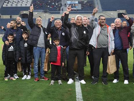 י-ם הוקירה תודה לשחקני העבר (דני מרון)