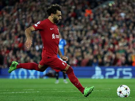 דו-קרב פנדלים בסוף כל משחק (Clive Brunskill/Getty)