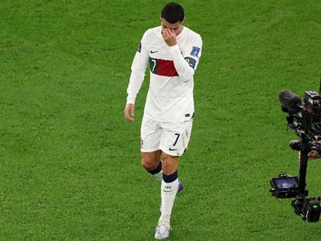 לא הצליח לעצור את הדמעות (Photo by Alexander Hassenstein/Getty Images)