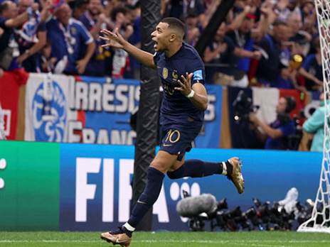 הסיפור שלו רק מתחיל. אמבפה (getty)