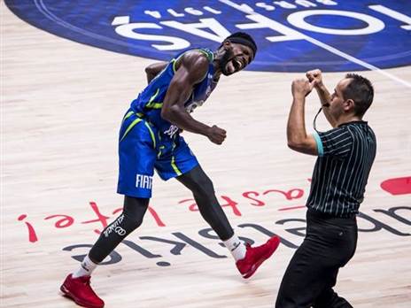 מקבל הזדמנות (FIBA)