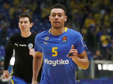 מתכונן למשחק חשוב. בולדווין (צילום: אלן שיבר)