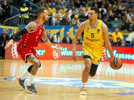 בולדווין המשיך לספק את הסחורה (אלן שיבר)