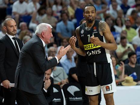 פאנטר לצד אובראדוביץ' (Getty)