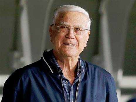 שחר. "יצרנו רמה שלא רגילים אליה" (אלן שיבר)