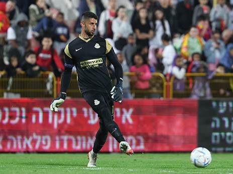 מחפשים לו מחליף. ג'ראפי (לירון מולדובן)