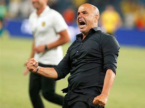 יוסי אבוקסיס. מהשנוא ביותר, לאהוב ביותר (אלן שיבר)