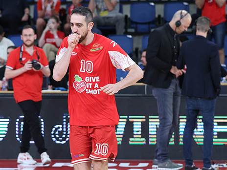 השחקן השישי של העונה. טימור (דני מרון)