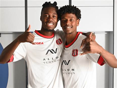 גשר המיתרים בחזית החולצה (באדיבות הפועל ירושלים)