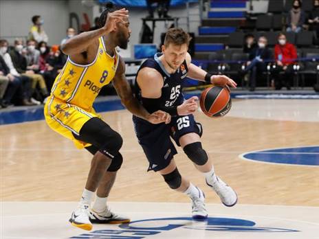 נבר סיי נבר (Mike Kireev/NurPhoto via Getty Images)