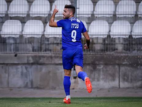 מכחול לצהוב? (מאור אלקסלסי)