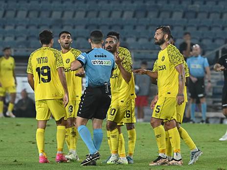 "חייבים לשים לזה סוף". כעס עצום בבית"ר על השיפוט (צילום: ברני ארדוב)