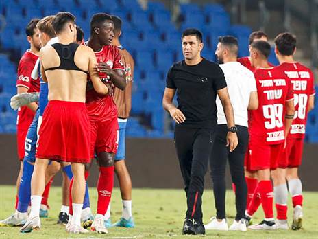 עוזר חדש בדרך. ברדה (אלן שיבר)