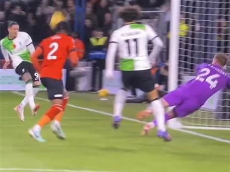 ההחמצה של נונייס (GETTY)