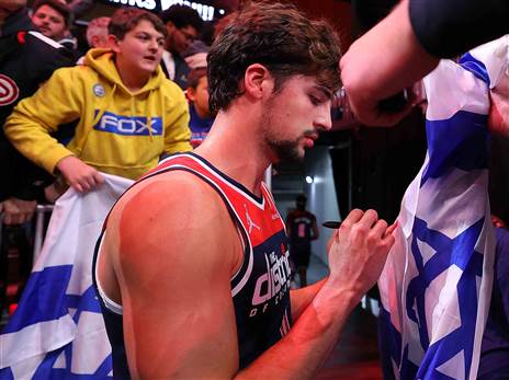 מרגיש יותר שייך לקבוצה העונה, אך הראש בישראל (Getty)