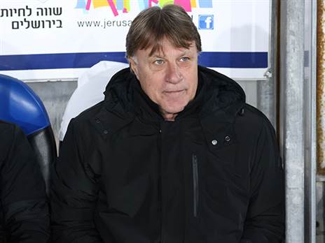 “זה כמו שכונה“ (דני מרון)