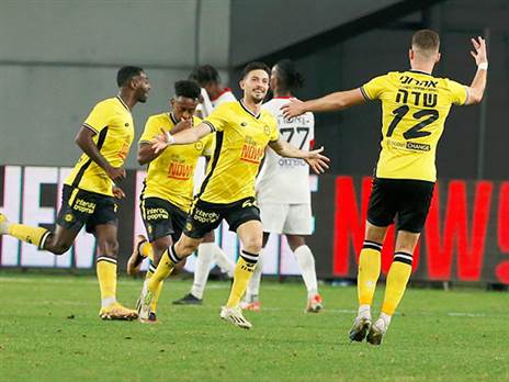 יחגגו מול סכנין? (אלן שיבר)