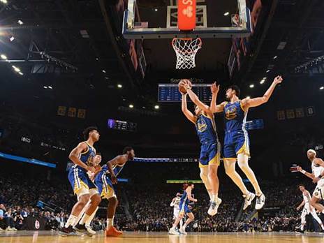 הרבה מאוד האסל (Noah Graham/NBAE via Getty Images)