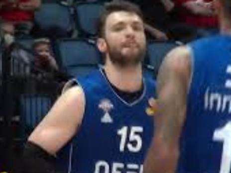 חוזר להרצליה