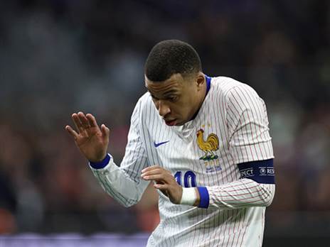 עלה לו לראש? (FRANCK FIFE/AFP via Getty Images)